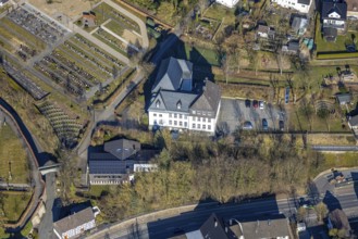 Aerial photo, St.Jakobus Grundschule, Elspe, Lennestadt, Sauerland, North Rhine-Westphalia,
