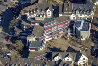 Aerial view, town hall Lennestadt and Thomas-Morus-Platz, Altenhundem, Lennestadt, Sauerland, North