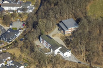 Aerial photo, Kirchhundemer Grundschule Am Kreuzberg, Kirchhundem, Sauerland, North