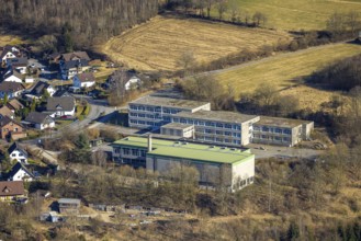 Aerial photo, school GHS Kirchhundem, Herrntrop, Kirchhundem, Sauerland, North Rhine-Westphalia,