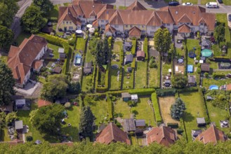 Aerial view, miners' housing estate Teutoburgia with red roofs, houses and gardens, Börnig, Herne,