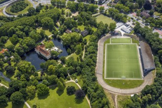 Aerial view, Strünkede Castle moated castle with moat and castle park and Edeka Koch sports park