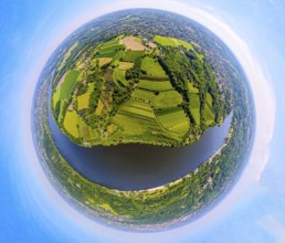 Aerial view, Lake Baldeney and district Fischlaken with Hardenbergufer, meadows and fields, globe,