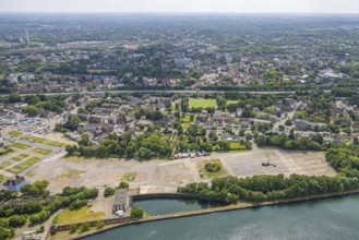 Aerial view, open space AltCrange, shaft 5 on the Cranger Kirmesplatz and concrete bunker with