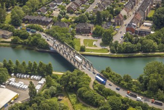 Aerial view, canal bridge Dorstener Straße federal road B226, Rhine-Herne-Canal, Unser Fritz,