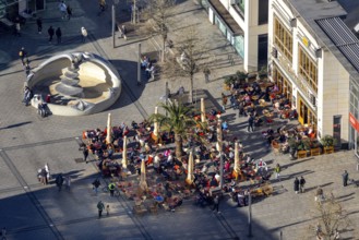 Aerial view, outdoor catering Cafe Celona at the Mataré Fountain, Friedrich-Ebert-Platz, sunshades