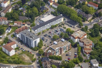 Aerial view, freshly renovated market place Welper, shopping centre and car park Thingstraße,