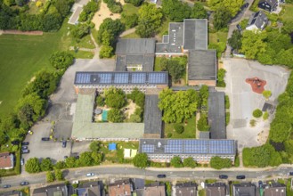 Aerial photo, Community primary school GGS Oberwinzerfeld with roof with solar panels, AWO day care
