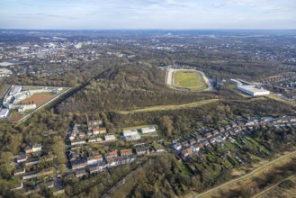 Aerial view, residential area and refugee homes on Katernberger Straße, Halde Zollverein 4/11 slag