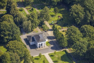 Aerial view, Brauck cemetery burial ground and cemetery chapel, Brauck, Gladbeck, Ruhr area, North