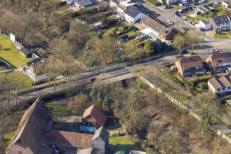 Aerial view, Bülser Straße bridge over the railway line, residential area, Zweckel, Gladbeck, Ruhr