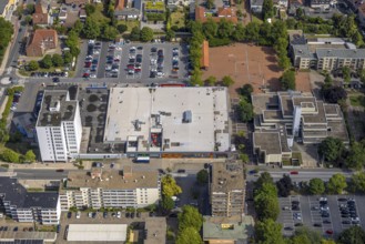 Aerial view, Rathaus-Center and Höveler Markt, Bürgeramt Terrassenhaus, car parks, high-rise