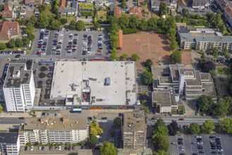 Aerial view, Rathaus-Center and Höveler Markt, Bürgeramt Terrassenhaus, car parks, high-rise