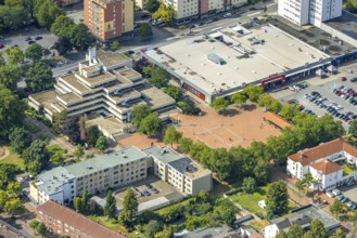 Aerial view, Rathaus-Center and Höveler Markt, car parks and Bürgeramt Terrassenhaus, Bockum-Hövel,