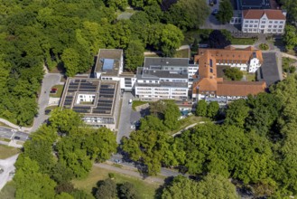 Aerial view, MVZ Prof. Dr Uhlenbrock und Partner - location Hamm spa garden, behind the spa hotel,