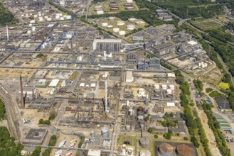 Aerial view, Ruhr Oil Refinery Scholven, Scholven, Gelsenkirchen, Ruhr Area, North