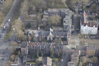 Aerial view, Catholic Church of Our Lady in the residential area Neustadtplatz, Catholic