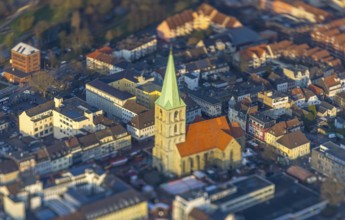 ATTENTION Photos with partial blurring created by tilt technique on the lens side, aerial view, St.
