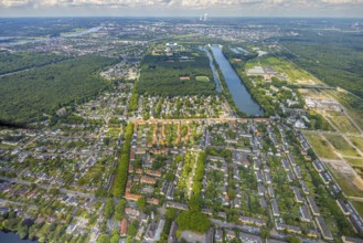 Aerial view, Duisburg-South with railway workers' housing estate Wedau, regatta course, sports park