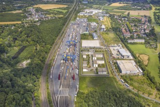 Aerial view, logport III (Drei) Hohenbudberg, Anssems trailer company building, Dahlingstraße