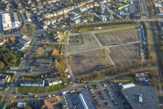 Aerial view, lorry container site and bus parking area Zentralhallen Ökonomierat-Peitzmeier-Platz,