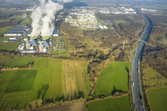 Aerial view, Trianel Gaskraftwerk Hamm GmbH with smoke clouds, Celanese plant Uentrop, motorway A2,