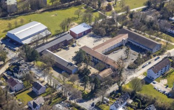 Aerial view, Rahel-Varnhagen-Kolleg and Emst primary school, large Emst gymnasium, Emst, Hagen,