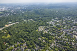 Aerial view, University of Duisburg-Essen (UDE), round buildings, residential area Quartier