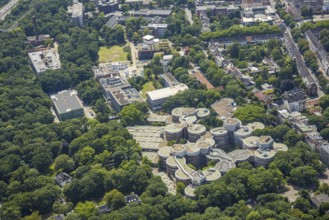 Aerial view, University of Duisburg-Essen (UDE), round buildings, Kaiserberg forest area,