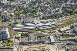Aerial view, construction site of the main railway station, area between the new track hall and