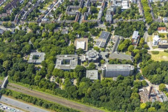 Aerial view, University of Duisburg-Essen, Duisburg campus, Audimax and canteen building,