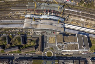 Aerial view, main station Hbf major construction site with new track hall and station forecourt