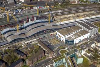 Aerial view, main station Hbf major construction site with new track hall and station forecourt