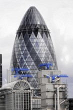 The Gherkin or Swiss-Re-Tower, in front of a historic building, London, England, Great Britain,