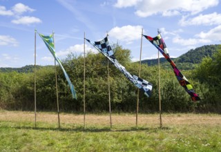 Objects Freiheitsfahnen, Freiheit ist kein Selbstläufer, Freiheit ist nie ohne Risiko, Freiheit