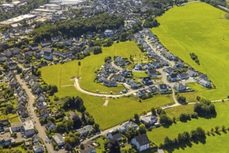Aerial view, single-family houses, new residential area Ebbeblick and Am Poschefeuer, open meadow