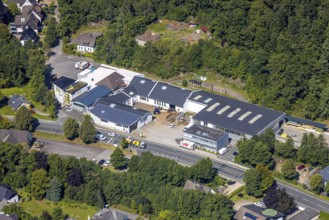 Aerial view, industrial estate Kruse Metallverarbeitung, Oberveischede, Olpe, Sauerland, North