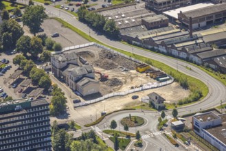 Aerial view, demolition of former railway station building on Stellwerkstraße, roundabout, Olpe