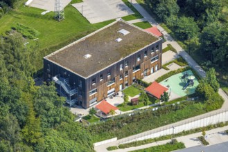 Aerial view, AWO Kindergarten Mobile Kita with red awning, Am Ziegeleiteich, Meschede-Stadt,