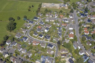 Aerial view, housing estate, residential area Am Hedberg and Friedrich-Ebert-Straße, fairground,