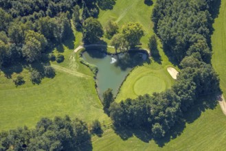 Aerial photo, golf meadow Golfclub Varmert e.V., heart-shaped pond, Elbringhausen, Kierspe,