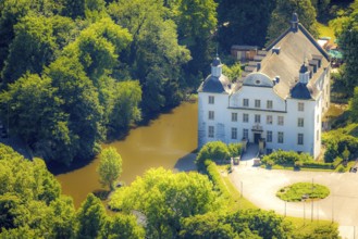 Aerial view, Borbeck moated castle and castle park, Borbeck-Mitte, Essen, Ruhr area, North