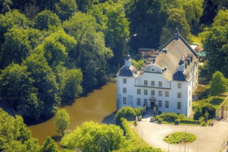 Aerial view, Borbeck moated castle and castle park, Borbeck-Mitte, Essen, Ruhr area, North