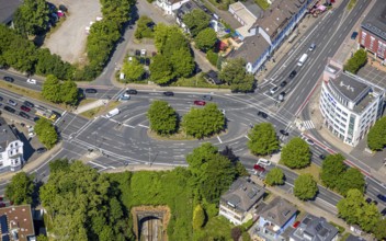 Aerial view, roundabout Stadtwaldplatz, Stadtwald, Essen, Ruhr area, North Rhine-Westphalia,