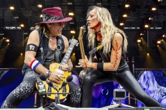 Ryan Roxie (guitarist) and Nita Strauß (guitarist) live at the 60 Years Anniversary Concert of the