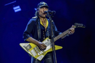 Matthias Jabs, guitarist of the band Scorpions live on 60 Years Anniversary Tour in the