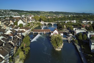 Old town with the tower of the Muri- Amthof, in the centre the weir and the old wooden bridge
