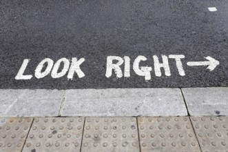London, England, Great Britain, Europe, sign on the street with the inscription 'Look Right' in