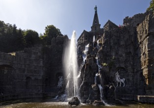 Water features with fountain, Octagon at the Hercules Building, Bergpark Wilhelmshöhe, UNESCO World