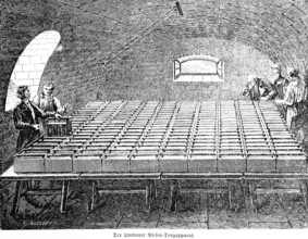 The Lodon giant trough apparatus of the chemist Davy, electroplating, electrochemistry, people,